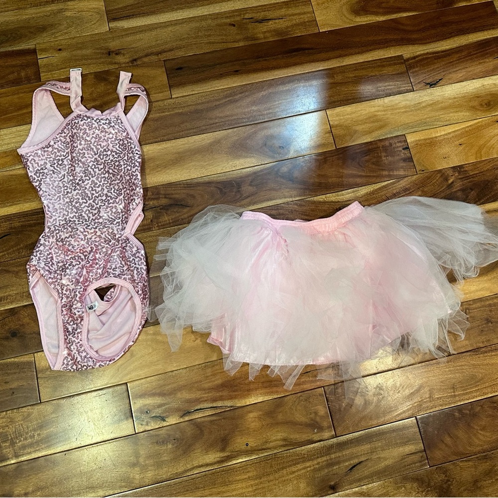Pink unitard with pink tutu two pieces gymnastics dance size 9-10 sparkly